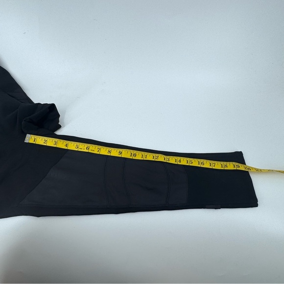 Fabletics Black Leggings Stretchy Athletic Bottoms - Picture 7 of 8